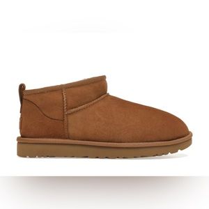 NWT UGG Classic Ultra Mini in Chesnut | Size 7